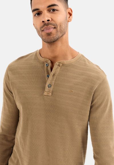 Бежова блуза с копчета Camel Active