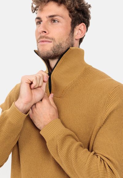 Памучен пуловер с цип Camel Active