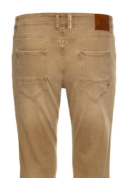 Вталени дънки Camel Active