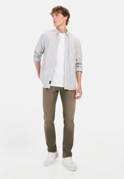 Вталени дънки Camel Active