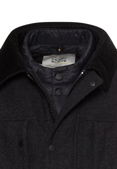 Яке с агнешка вълна и подвижни ревери Camel Active