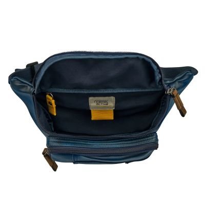 Синя чантичка за кръст Camel Active