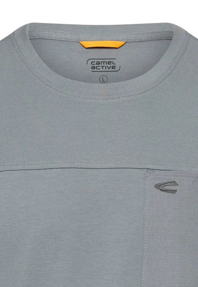 Синя тениска с джоб Camel Active