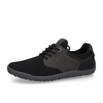 Олекотени черни сникърси Camel Active