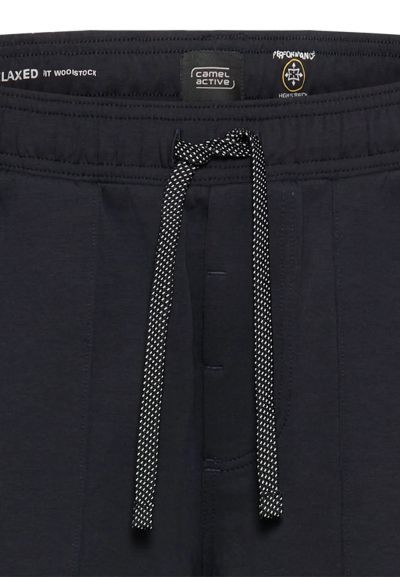Тъмни бермуди от трико Camel Active