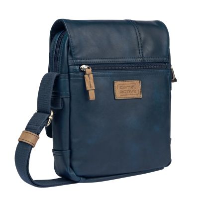 Синя чантичка за рамо Camel Active