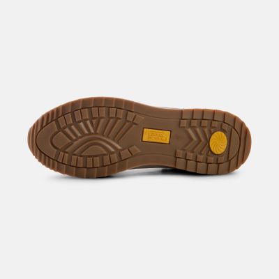 Светли сникърси Camel Active от перфорирана кожа